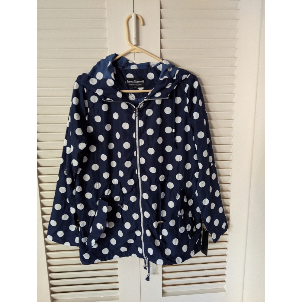 Jason Maxwell parka in a pocket